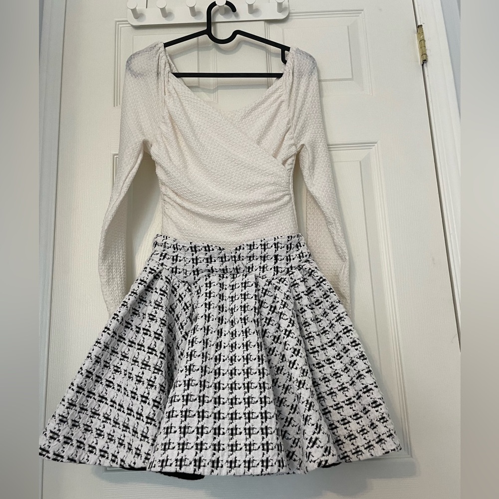 In's Houndstooth dress size S Fall/winter dress